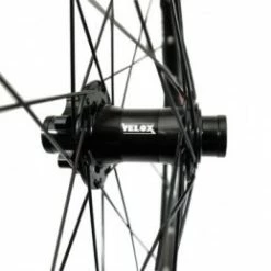 Marque Roue Vtt 27.5" Maxx 25 Freeride Disc 6 Trous Avant Noir Velox (Tubeless Et Tubetype) Pour Axe 20-100 - Jante Ext 31Mm -VTT Soldes roue vtt 275 maxx 25 freeride disc 6 trous avant noir velox tubeless et tubetype pour axe 20 100 jante ext 31mm 2