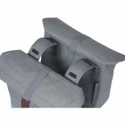 Marque Sacoche Arrière De Vélo Basil® City - Gris Clair -VTT Soldes sacoche arriere velo double basil city gris clair 2832l fixation velcros sur porte bagage 1 2