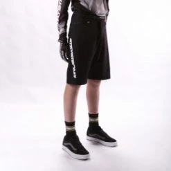 Marque Short Staystrong® V2 Race - Noir 7 Marque Short Staystrong® V2 Race - Noir -VTT Soldes stay strong v2 race short noir blanc adulte 3